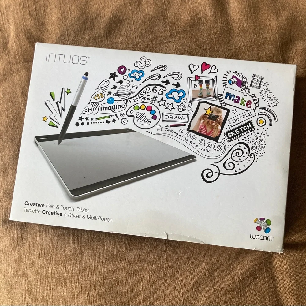Wacom Intuos Pen and Touch medium tablet CTH-680